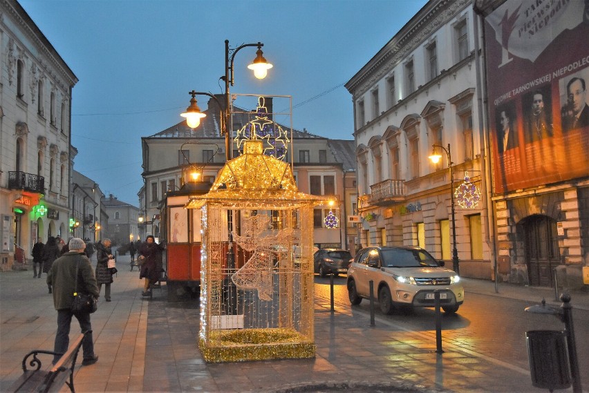 Świąteczne iluminacje na tarnowskich ulicach