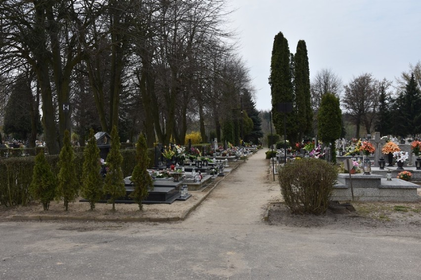 Koronawirus: Powracamy do kontrowersyjnego tematu cmentarzy