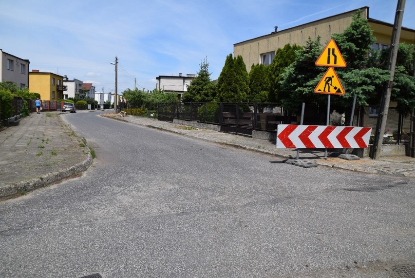 Trwa przebudowa ulicy Żeromskiego na Osiedlu Pisarzy w Żydowie. Są utrudnienia