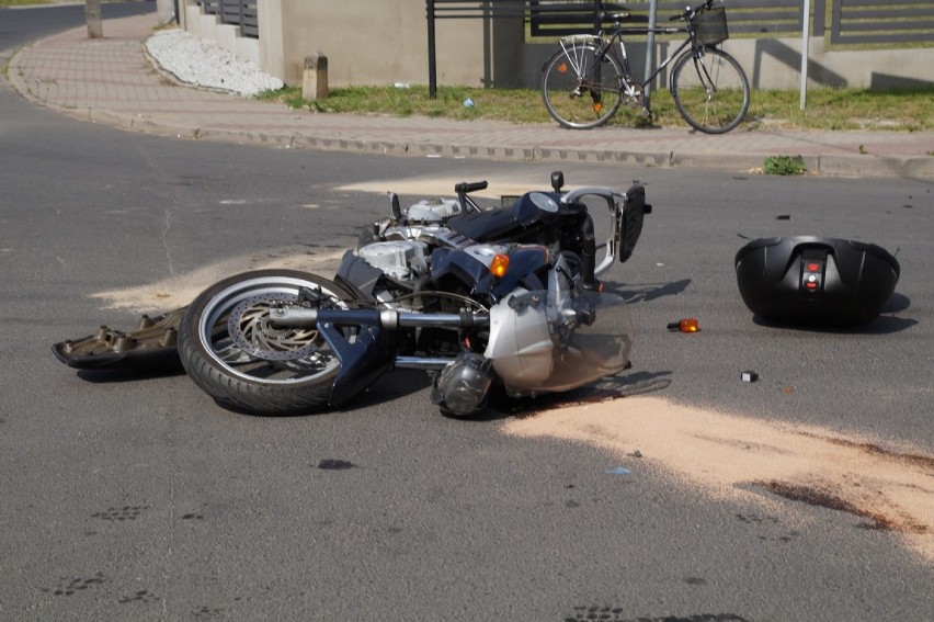 Wypadek motocyklisty w Przedmościu. Mazda wymusiła pierwszeństwo [AKTUALIZACJA]