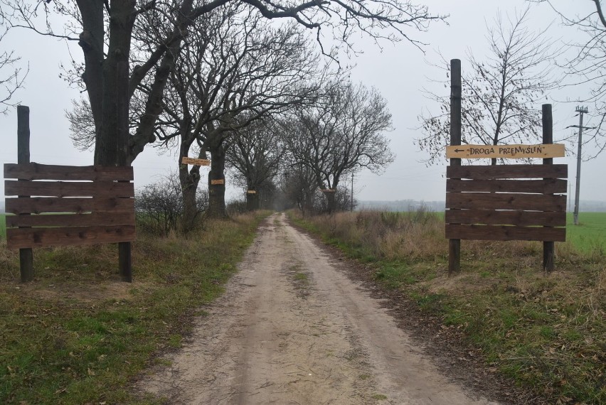 Gmina Krzywiń. W Cichowie powstała "droga przemyśleń"