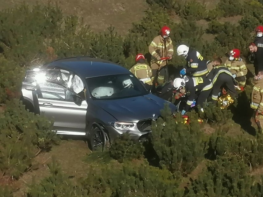 BMW jadąc jezdnią  od strony Warszawy, na "ślimaku" przebił...