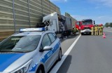 Uwaga kierowcy! Groźny wypadek pod Kutnem. Autostrada  A1 jest w jednym kierunku całkowicie zablokowana