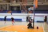 Nowa profesjonalna siłownia i urządzenia do koszykówki w aleksandrowskim SMS - LO