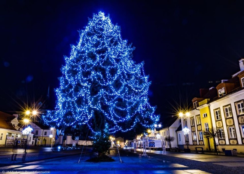 Białystok jest już gotowy na święta Bożego Narodzenia. W...