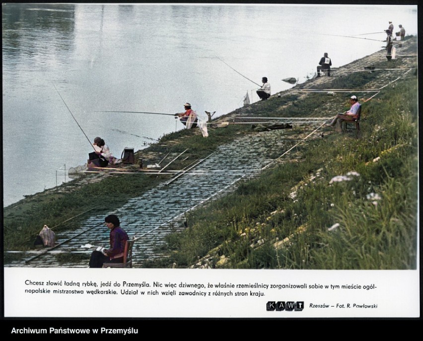 Komputerowo pokolorowaliśmy fotografie Przemyśla i okolic...