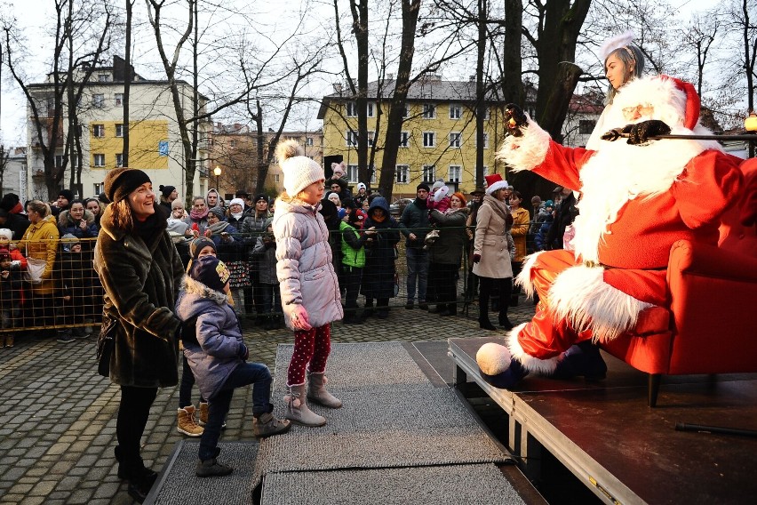 Mikołaj zawitał do jasielskiego Parku Miejskiego [ZDJĘCIA]