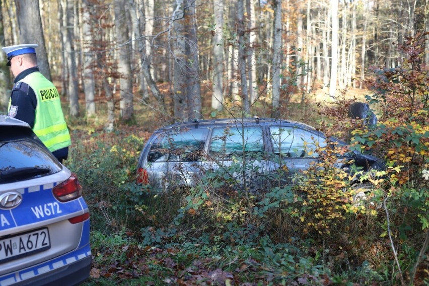 Groźnie w okolicy Pątnowa. Jeden z kierowców zabrany karetką...