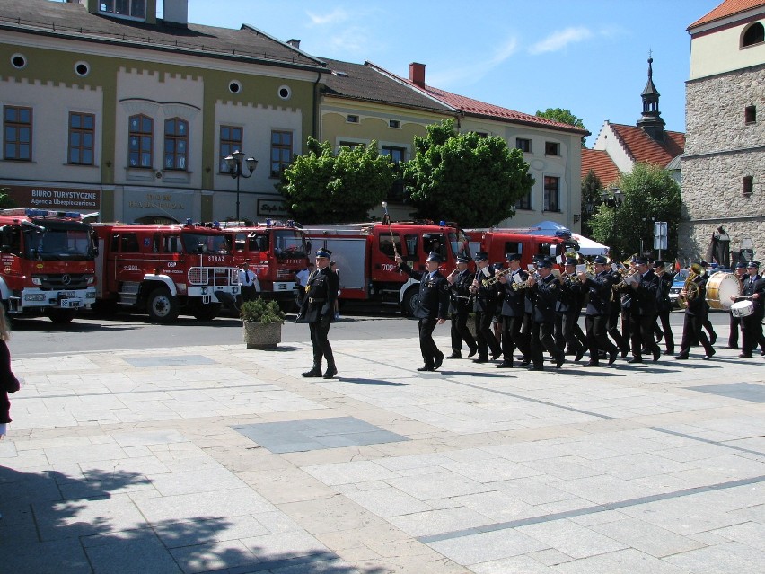 Powiatowy Dzień Strażaka w Żywcu. Świętowali zawodowi strażacy i ochotnicy z Żywiecczyzny [ZDJĘCIA]