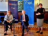 Miasto Puck: europosłanka Magdalena Adamowicz oraz senator Sławomir Rybicki zorganizowali debatę o losach Polski w Unii Europejskiej