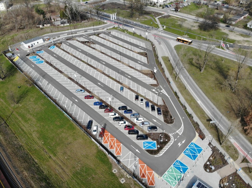 Parking na Żeraniu. Standardowe obłożenie w dni robocze