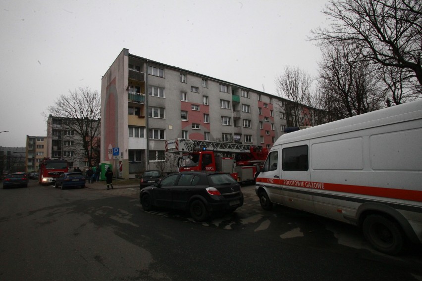 Wybuch gazu w bloku na Dąbrowskiego w Łodzi.