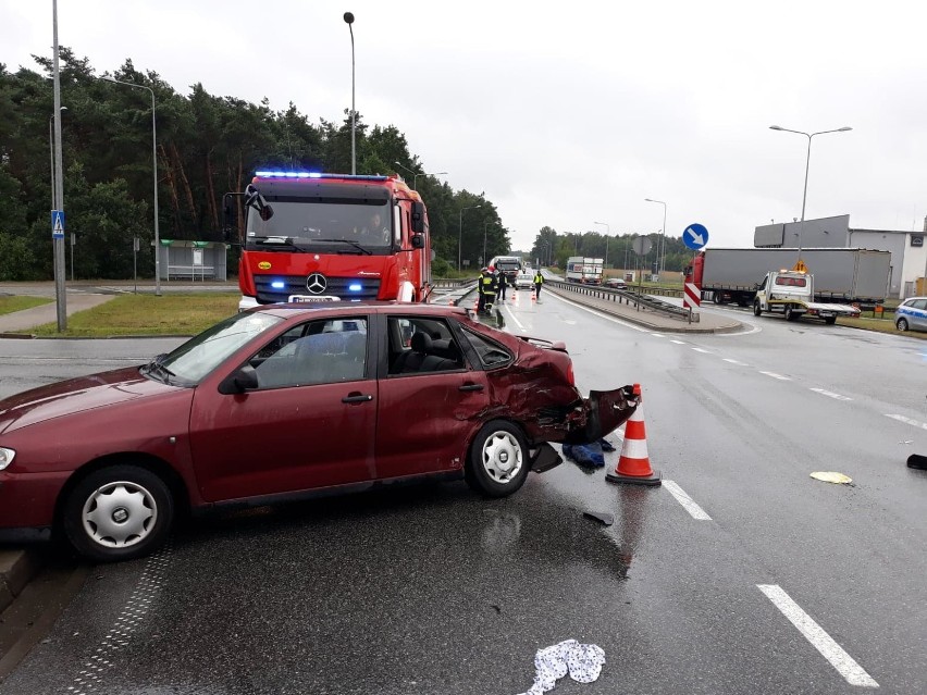 Wypadek przy ul. Życzliwej w Piotrkowie przed wiaduktem...