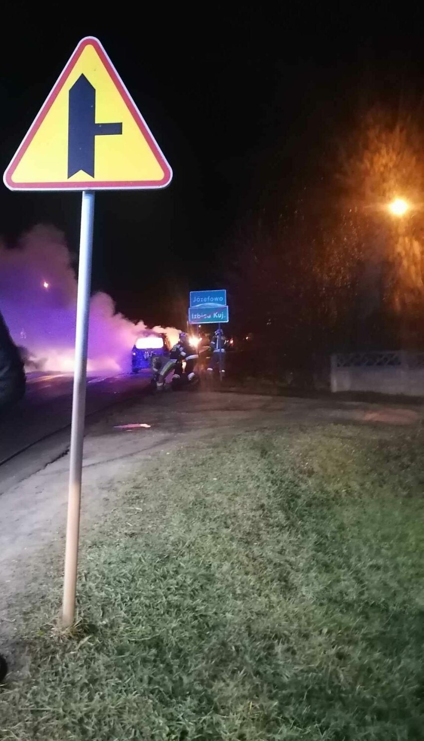 Pożar samochodu osobowego na DW nr 269 w powiecie...