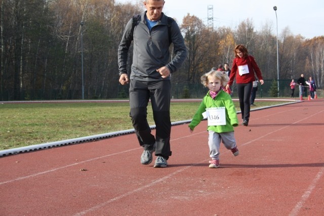 Ruda Śląska: Święto Niepodległości uczczono podczas biegów i maratonu nordic walking