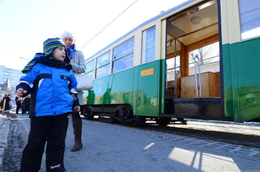 Prezentacja zabytkowych tramwajów z okazji 115. rocznicy...