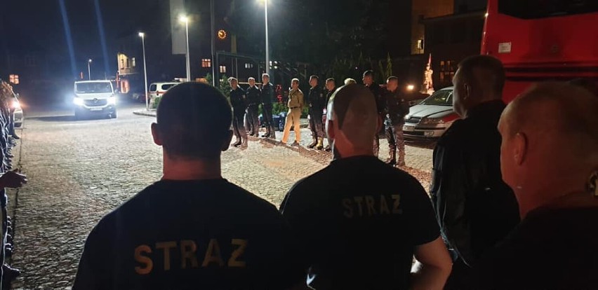 Ateny wciąż płoną. 3 ochotników z OSP Studniska wyleciało dziś do Grecji. W sumie zgłosiło się 4 strażaków z PSP Zgorzelec