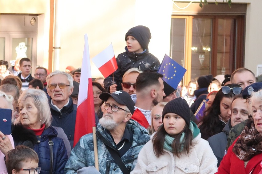 11 listopada 2023: Uroczyste obchody 105. Rocznicy Odzyskania Niepodległości w Wałbrzychu - zdjęcia