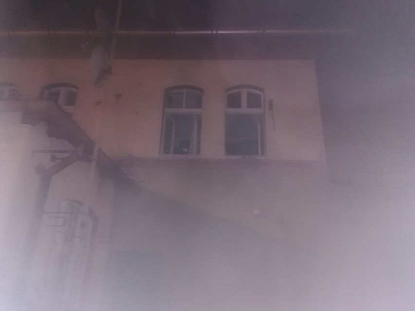 Pożar w dawnym budynku dworca kolejowego pod Skokami