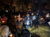 Zaduszki partyzanckie w Gdańsku. Patrioci tłumnie zebrali się na Cmentarzu Garnizonowym