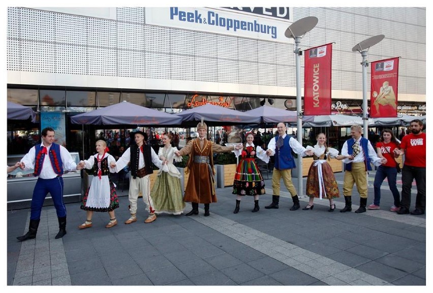 Zespół Pieśni i Tańca "Śląsk" wspiera Szlachetną Paczkę