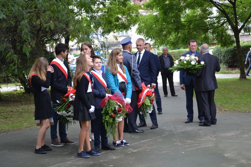 Uroczystości wybuchu II wojny światowej w Myszkowie ZDJĘCIA