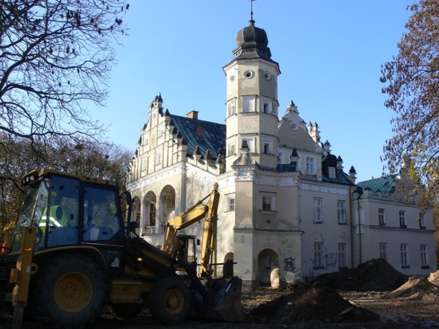 W 2014 r. ma być wznowiony remont poddębickiego pałacu