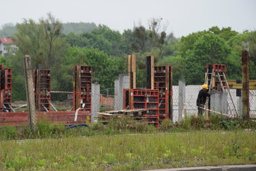 Nowa siedziba Państwowej Straży Pożarnej powstaje przy ulicy Łęczyckiej. Trwa pierwszy etap prac