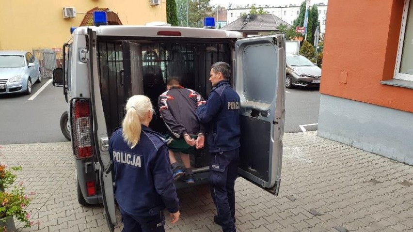 Areszt dla mieszkańca Godziszewa, który zabarykadował się w domu i groził wybuchem! 