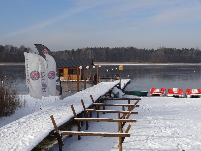 Jezioro Głębokie leży 30 km od Świebodzina