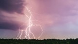 IMGW wydał alert przed silnymi burzami w pow. zawierciańskim na dzień 15 maja 2023r. Szczegóły