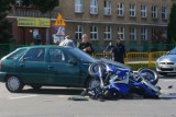 Na ul. Śląskiej motor wbił się w auto! (zdjęcia)