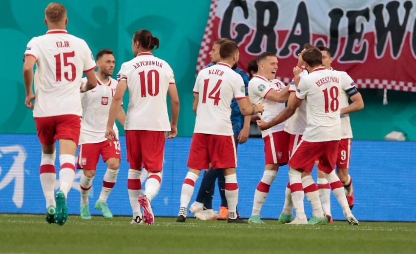 Euro 2020. Gol Karola Linettego na 1:1 w meczu Polska - Słowacja. Nikt nie typował go do składu! [WIDEO]