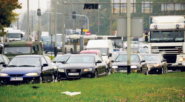 Na al. Włókniarzy korki są cały czas.