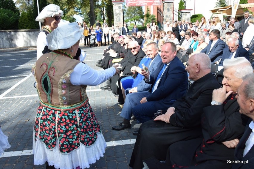 Msza święta, potem festyn. Tak w Sokolanach świętowano 400-lecie parafii (zdjęcia) 