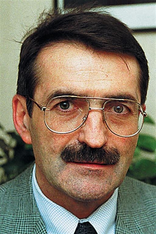 prof. dr. hab. inż. Jerzy Błażejowski