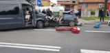 Sandomierz. Zderzenie auta dostawczego i osobówki na krajowej drodze nr 77. Są ranni
