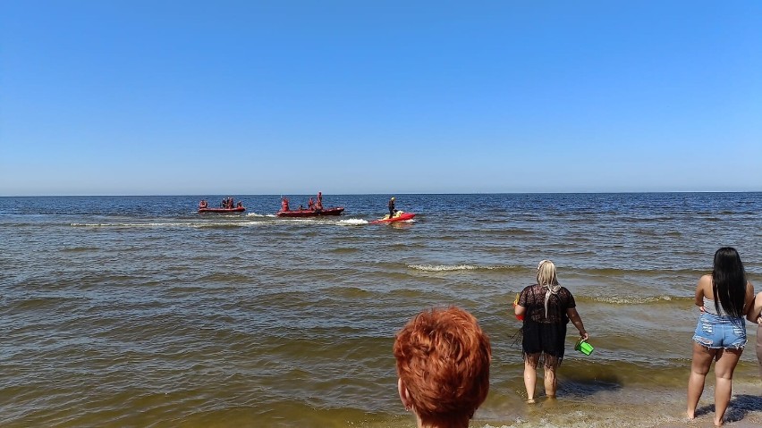 W Jantarze poszukiwania osoby w Zatoce Gdańskiej. Służby ratunkowe  działają na miejscu