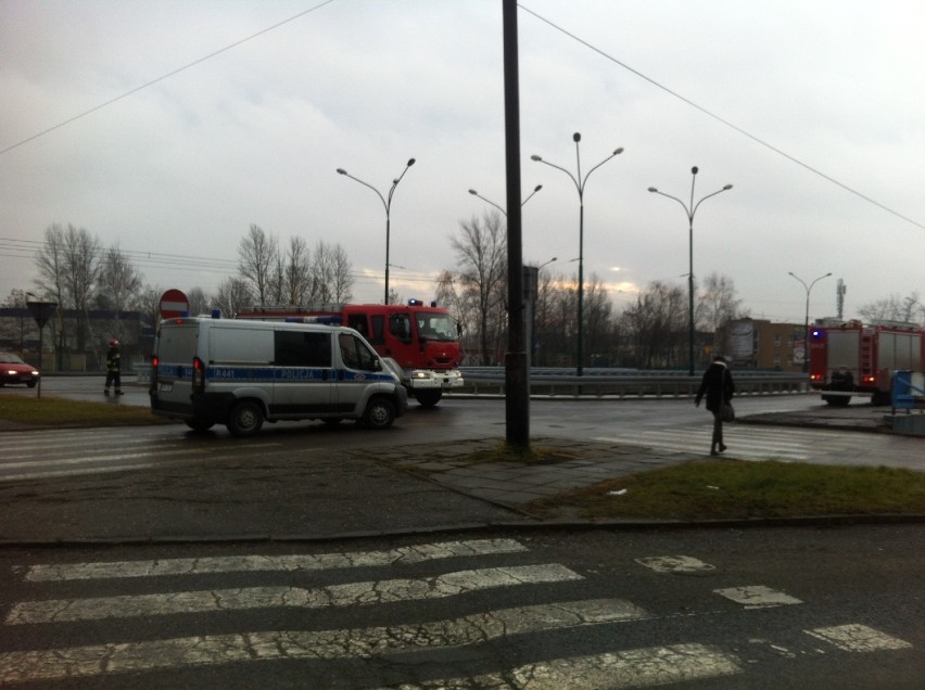 Wypadek w Sosnowcu na ul. Narutowicza. Dachował samochód