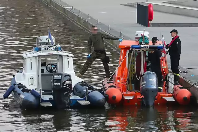 Zwłoki Dariusza Górala wyłowiono w niedzielę z Odry w centrum Wrocławia