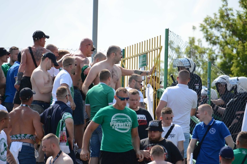 Siedem osób zatrzymanych po awanturze na stadionie Olimpii. Ochrona: - Działaliśmy adekwatnie do sytuacji