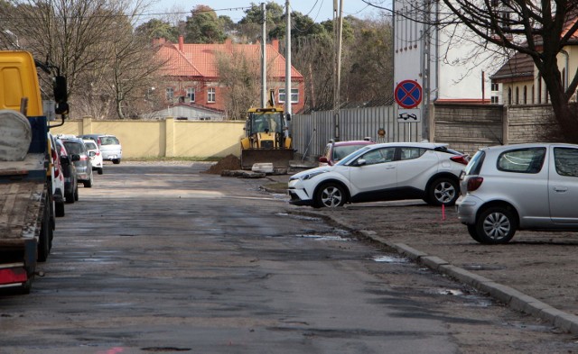 Dziś (21 lutego) miał rozpocząć się remont ulicy Zacisznej w Grudziądzu. Nie ruszył, m.in. dlatego, że nie wszyscy kierowcy zastosowali się do apelu, aby przeparkować swoje auta.
