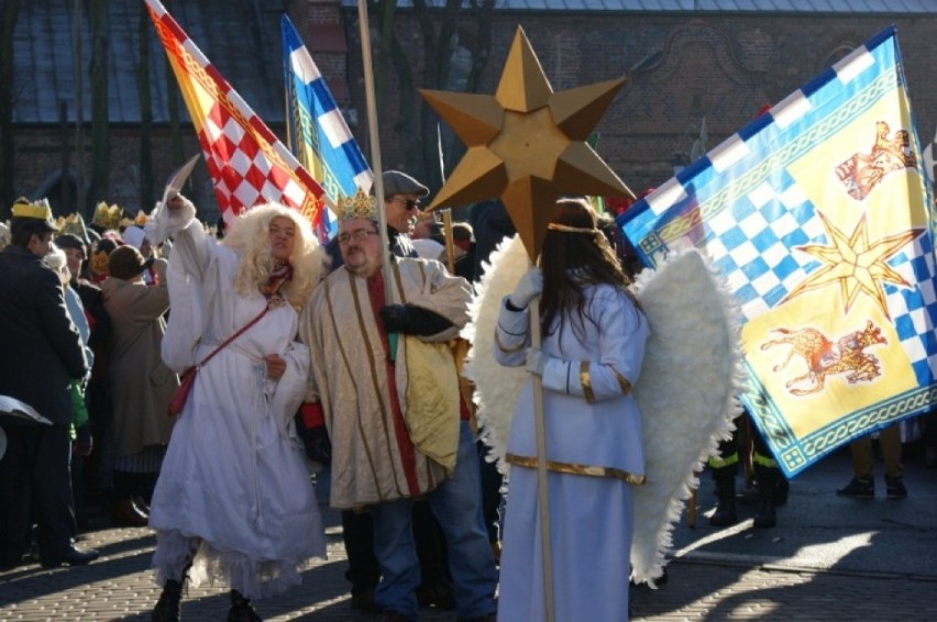 Orszak Trzech Króli - Konin 2015. Mieszkańcy przeszli...