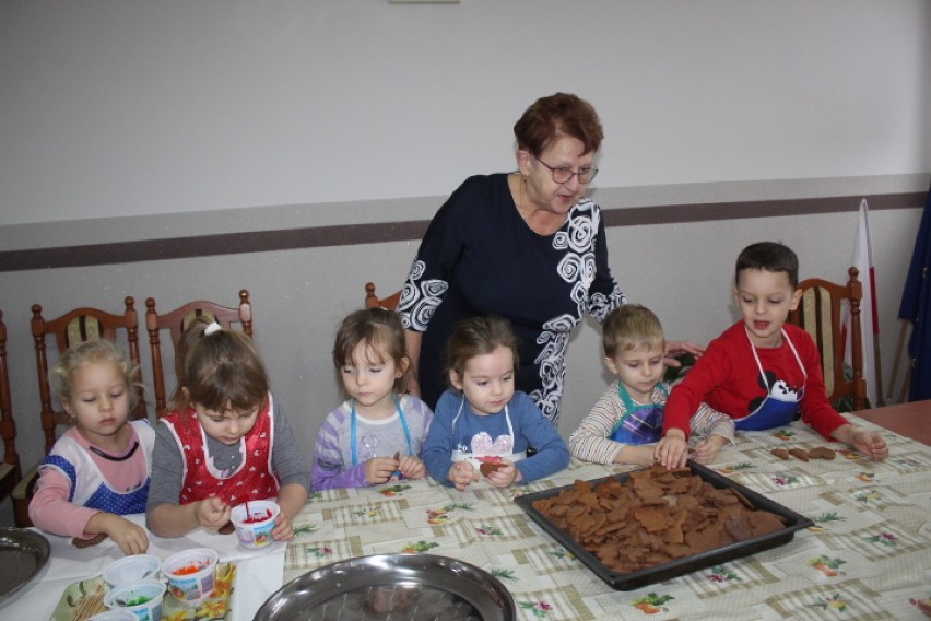 Warsztaty kulinarne dla przedszkolaków w Czołowie w gminie Radziejów [zdjęcia]