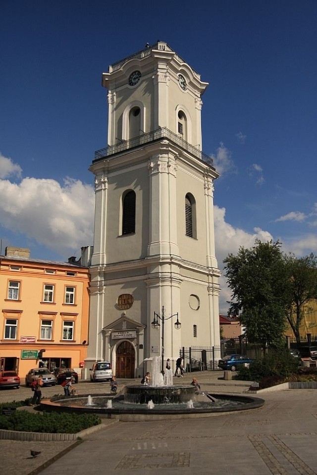 Wieża Zegarowa &ndash; jeden z najbardziej charakterystycznych obiekt&oacute;w miasta. Obecnie znajduje się tam muzeum fajek i dzwon&oacute;w. fot. Tomasz Hens
