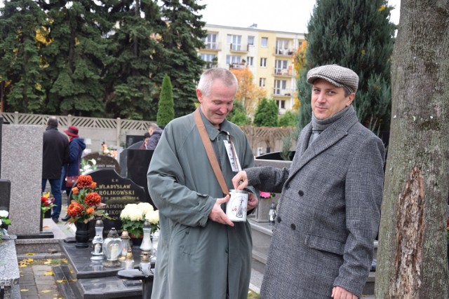 Trwa kwesta na ratowanie nagrobków na starym cmentarzu w Zduńskiej Woli