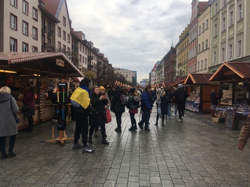 Jarmark bożonarodzeniowy we Wrocławiu rozpoczął się 18...