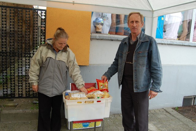 Zbiórkę darów dla powodzian prowadzi m.in. &#8222;Krokus"