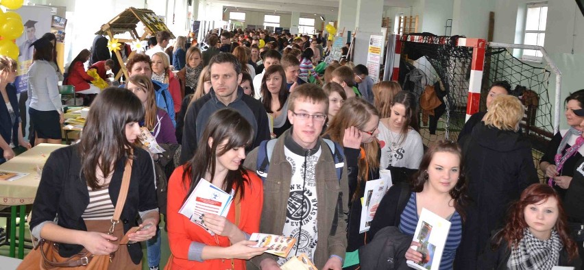 III Targi Edukacyjne w Malborku. Szkoły i uczelnie przyciągały chętnych