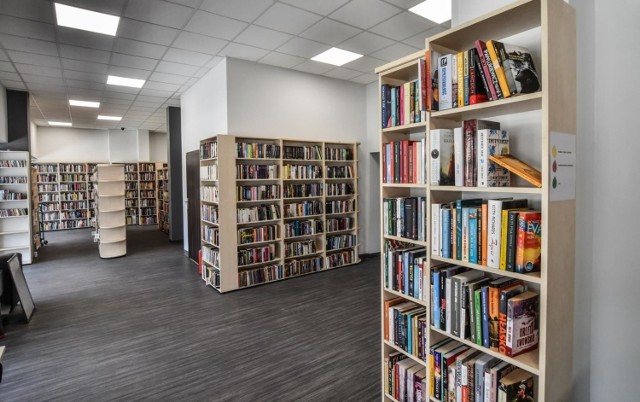 Czytelnicy znów mogą korzystać z bibliotecznych zbiorów